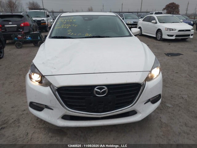 3MZBN1V72JM221679 Mazda Mazda3 50th Anniversary Edition/gs/se