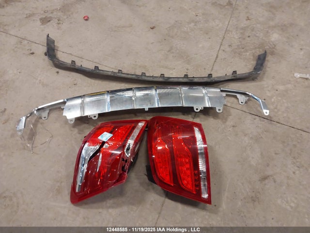12448585 :رقم المزاد ، WDCGG0EB0FG436779 vin ، 2015 Mercedes-benz Glk 250 Bluetec مزاد بيع
