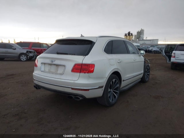 Bentley Bentayga V8 2019 SJAAM2ZV7KC024673 Image 4