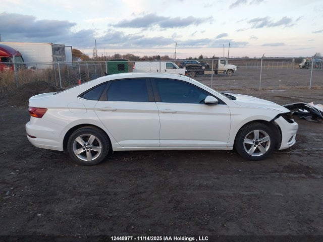 3VWG57BU2KM158152 Volkswagen Jetta 1.4 Tsi Execline