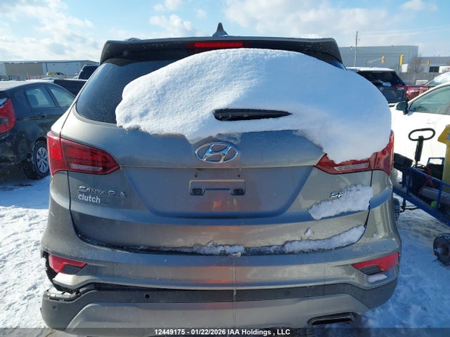 12449175 :رقم المزاد ، 5NMZUDLB2HH045601 vin ، 2017 Hyundai Santa Fe Sport 2.4 Se مزاد بيع