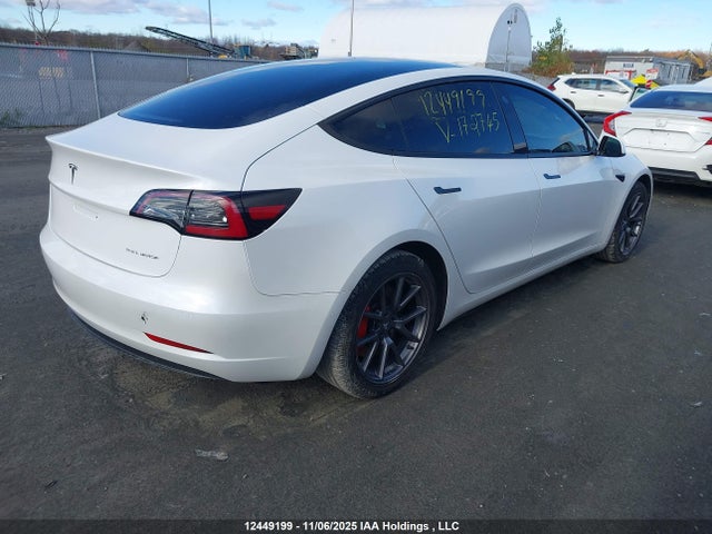 5YJ3E1EB9NF172745 Tesla Model 3 Long Range