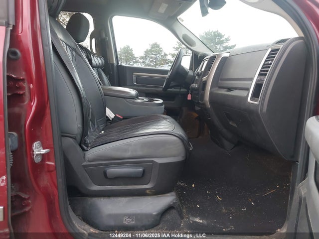 1C6RR7GT3ES109898 RAM 1500 Slt