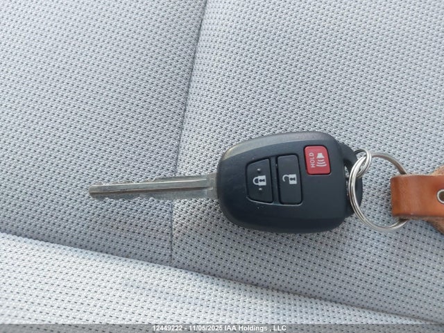 Aukcja sprzedaży 2024 Toyota Corolla Cross L, vin: 7MUAAABG4RV106680, numer aukcji: 12449222