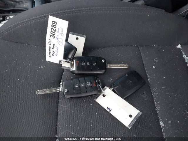 Продажа на аукционе авто 2016 Kia Rio, vin: KNADN5A36G6549277, номер лота: 12449226