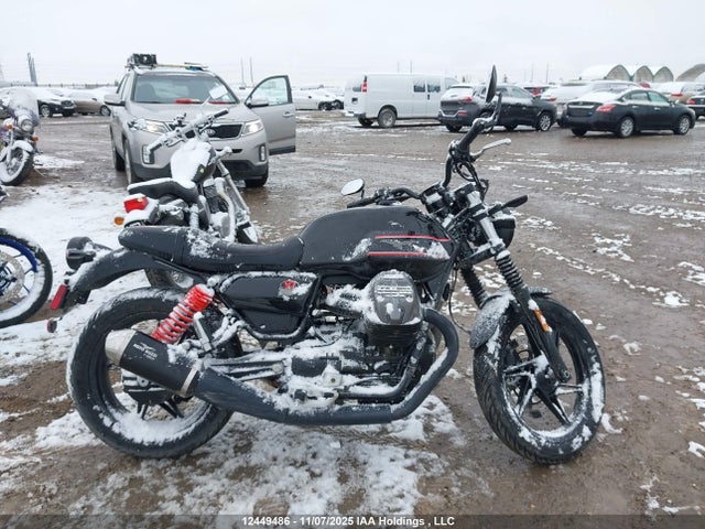 ZGUKZUE06PM000146 Moto Guzzi V7 Special Edition