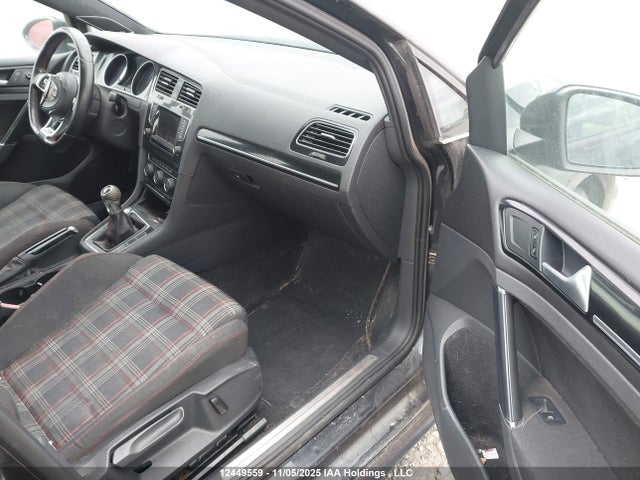 3VW5T7AU1FM003452 Volkswagen GTI