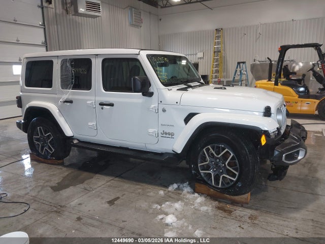 1C4PJXEGXRW334850 Jeep Wrangler Sahara