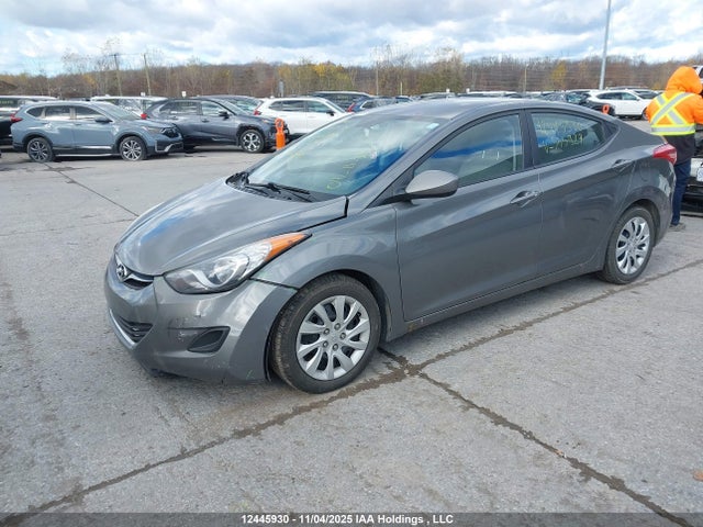 2013 Hyundai Elantra Gl მანქანა იყიდება აუქციონზე, vin: 5NPDH4AE2DH335927, აუქციონის ნომერი: 12445930