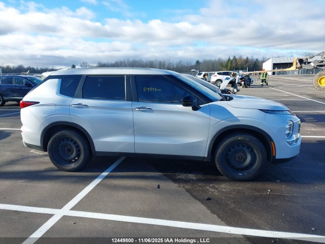 JA4J4UA80NZ614869 Mitsubishi Outlander Le/le Premium/se/sel