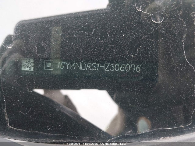 1GYKNDRS1HZ306096 Cadillac XT5