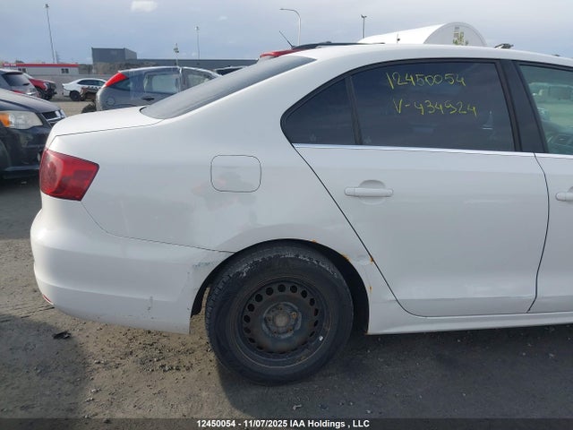 12450054 :رقم المزاد ، 3VWDX7AJ8DM434924 vin ، 2013 Volkswagen Jetta مزاد بيع