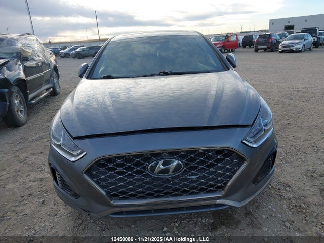 Продажа на аукционе авто 2018 Hyundai Sonata 2.4 Sport, vin: 5NPE34AF1JH642660, номер лота: 12450086