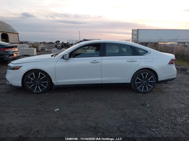 12450106 :رقم المزاد ، 1HGCY2F82RA801438 vin ، 2024 Honda Accord Hybrid Touring مزاد بيع