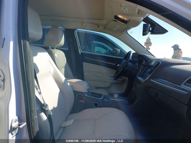 Chrysler 300 2015 2C3CCARG4FH782063 Image 5