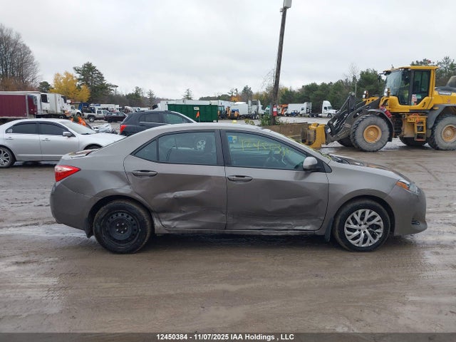 12450384 :رقم المزاد ، 2T1BURHE9JC006713 vin ، 2018 Toyota Corolla L/le/xle/se/xse مزاد بيع