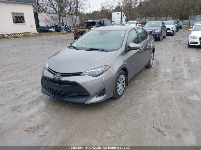 12450384 :رقم المزاد ، 2T1BURHE9JC006713 vin ، 2018 Toyota Corolla L/le/xle/se/xse مزاد بيع