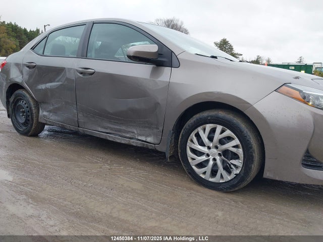 12450384 :رقم المزاد ، 2T1BURHE9JC006713 vin ، 2018 Toyota Corolla L/le/xle/se/xse مزاد بيع