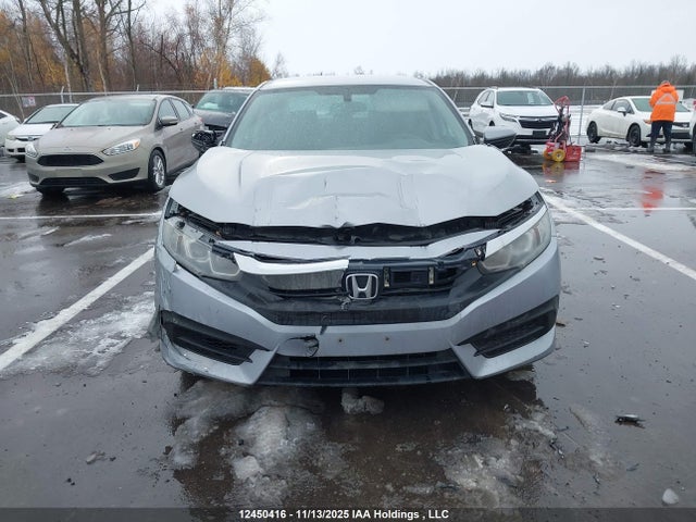 12450416 :رقم المزاد ، 2HGFC2F52HH037835 vin ، 2017 Honda Civic Lx مزاد بيع