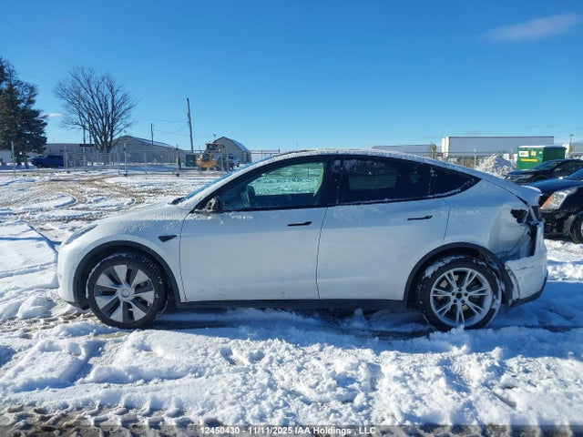 7SAYGDEE9NF432480 Tesla Model Y
