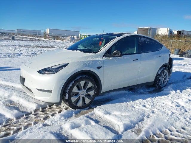 7SAYGDEE9NF432480 Tesla Model Y