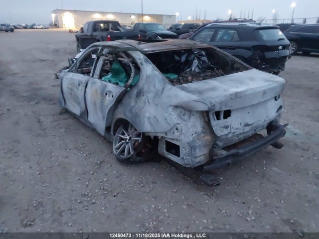 3MW5R7J01N8C74868 BMW 330i Xdrive