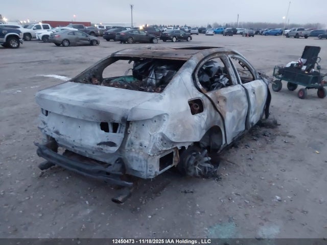 3MW5R7J01N8C74868 BMW 330i Xdrive
