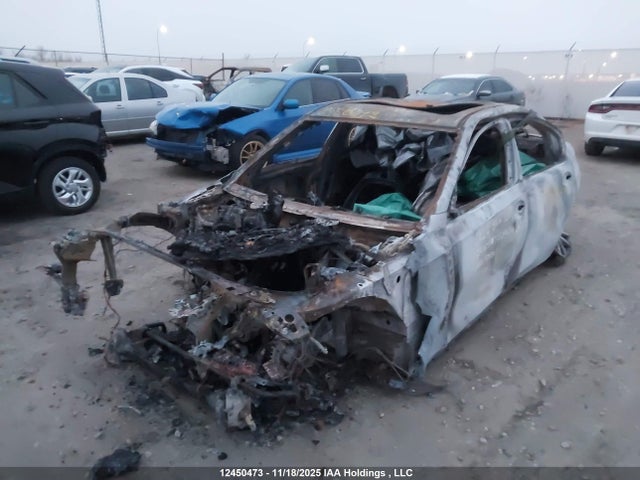 3MW5R7J01N8C74868 BMW 330i Xdrive