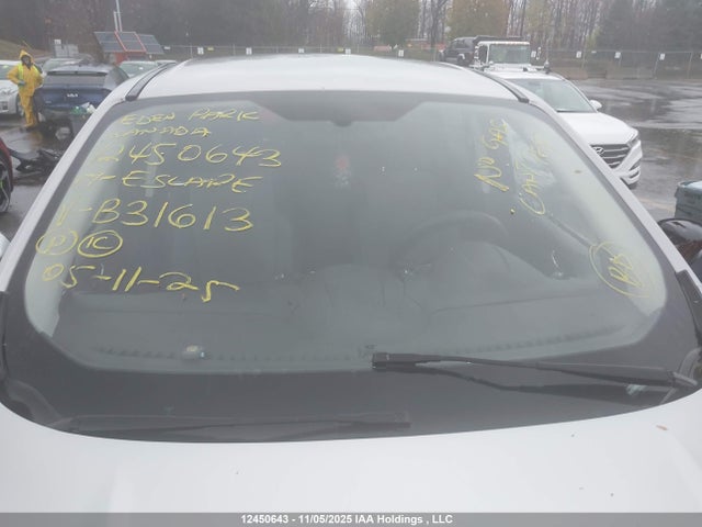 Продаж на аукціоні авто 2017 Ford Escape Se, vin: 1FMCU9GD8HUB31613, номер лоту: 12450643