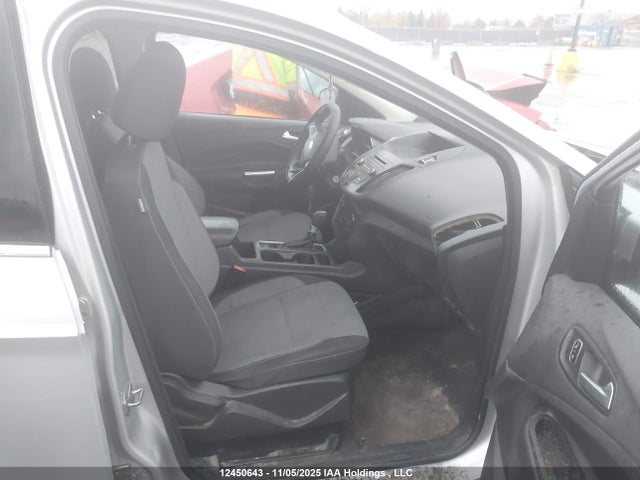 Продаж на аукціоні авто 2017 Ford Escape Se, vin: 1FMCU9GD8HUB31613, номер лоту: 12450643
