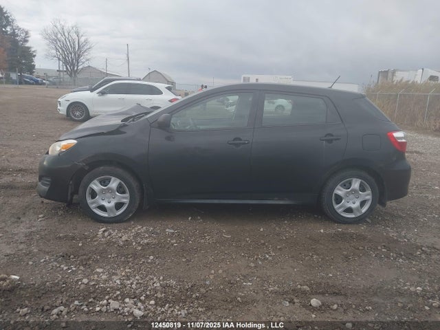 2T1KU4EE7EC131058 Toyota Matrix