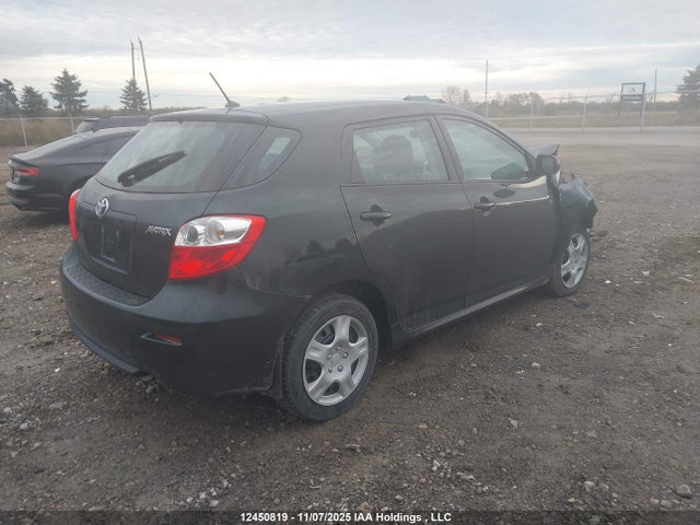 2T1KU4EE7EC131058 Toyota Matrix
