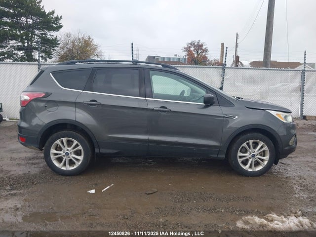 Продаж на аукціоні авто 2017 Ford Escape Se, vin: 1FMCU0G90HUA55327, номер лоту: 12450826