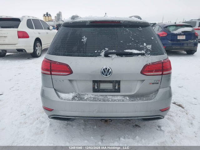 3VW217AU5JM759044 Volkswagen Golf Sportwagen 1.8 Tsi Comfortline/1.8 Tsi Trendline