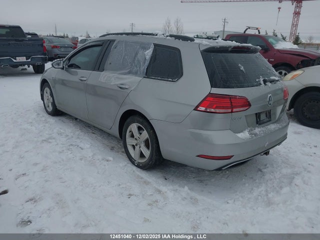 3VW217AU5JM759044 Volkswagen Golf Sportwagen 1.8 Tsi Comfortline/1.8 Tsi Trendline