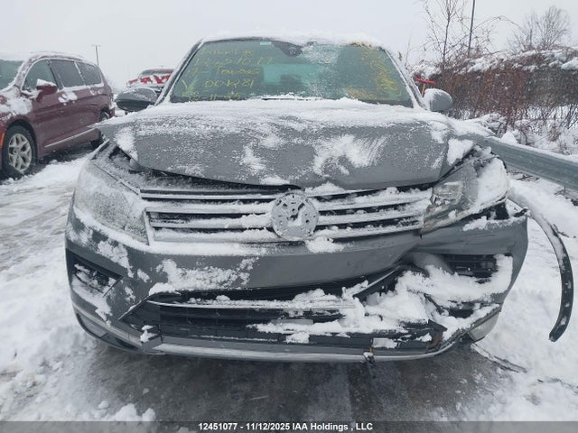 WVGRF7BP3HD001281 Volkswagen Touareg
