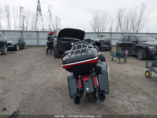Harley-Davidson FLTRK 2023 5HD1KZF33PB648670 Image 6