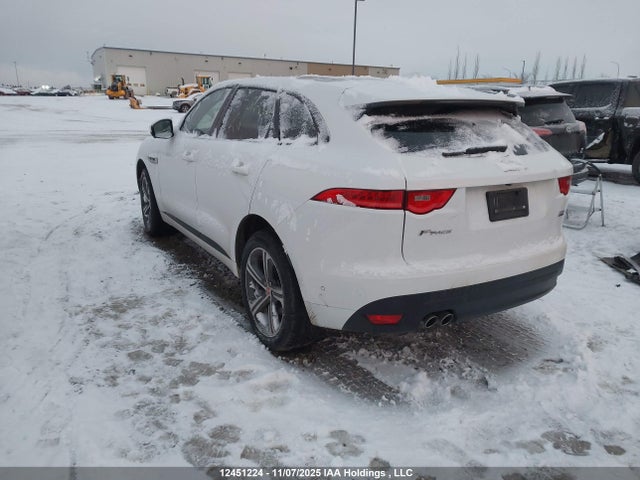 SADCL2BN9HA490053 Jaguar F-pace R - Sport