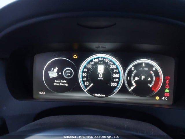 SADCL2BN9HA490053 Jaguar F-pace R - Sport