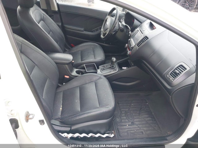 Продажа на аукционе авто 2015 Kia Forte 2.0l Sx, vin: KNAFZ4A85F5395863, номер лота: 12451310