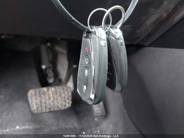 12451455 :رقم المزاد ، KL77LHE29SC024312 vin ، 2025 Chevrolet Trax 1lt مزاد بيع
