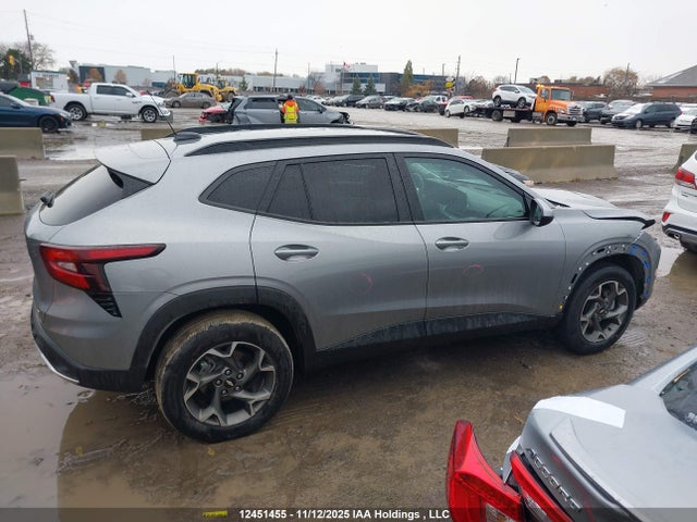 12451455 :رقم المزاد ، KL77LHE29SC024312 vin ، 2025 Chevrolet Trax 1lt مزاد بيع