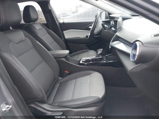12451455 :رقم المزاد ، KL77LHE29SC024312 vin ، 2025 Chevrolet Trax 1lt مزاد بيع