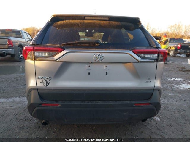 Продаж на аукціоні авто 2022 Toyota Rav4 Le, vin: 2T3B1RFV3NC305784, номер лоту: 12451580