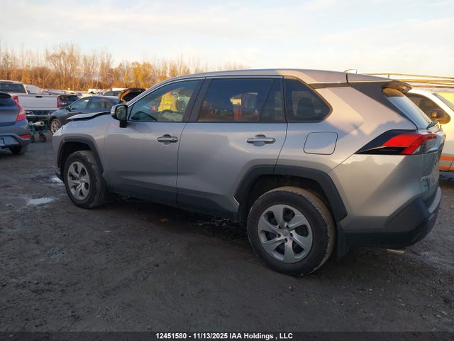 Продаж на аукціоні авто 2022 Toyota Rav4 Le, vin: 2T3B1RFV3NC305784, номер лоту: 12451580