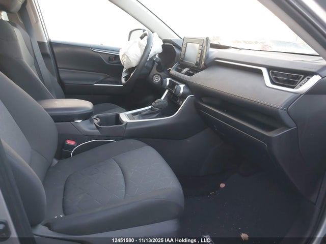 Продаж на аукціоні авто 2022 Toyota Rav4 Le, vin: 2T3B1RFV3NC305784, номер лоту: 12451580