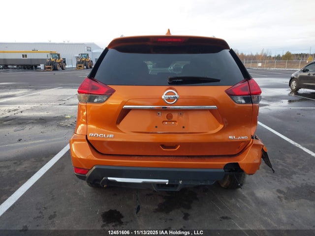 Продажа на аукционе авто 2017 Nissan Rogue Sv/sl, vin: 5N1AT2MV3HC765934, номер лота: 12451606