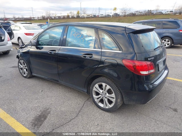 WDDMH4GB6GJ392825 Mercedes-Benz B 250 Sports Tourer