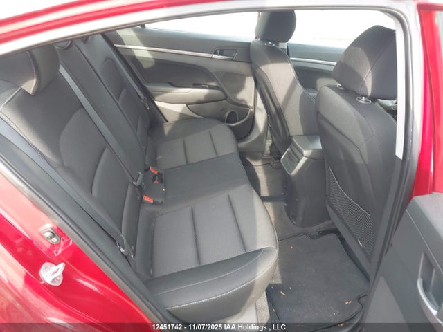 KMHD84LF1HU152371 Hyundai ELANTRA GL
