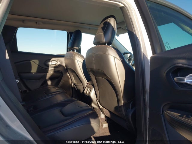 1C4PJMBS6GW168556 Jeep Cherokee Trailhawk